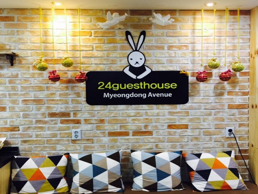 24 Guesthouse Myeongdong Avenue Seoul Bagian luar foto