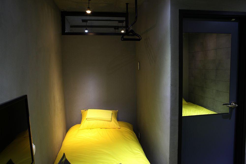 24 Guesthouse Myeongdong Avenue Seoul Bagian luar foto